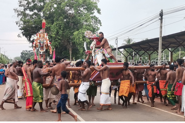 நாடளாவிய ரீதியில் இந்து ஆலயத்தில் சிறப்புற நடைபெற்ற சூரசம்கார நிகழ்வு (Photos) | Soorasamharam 2022 In Sri Lanka