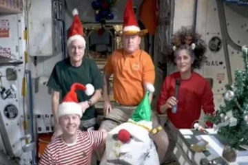 விண்வெளியில் கிறிஸ்துமஸை கொண்டாடிய சுனிதா வில்லியம்ஸ்... சர்ச்சையை ஏற்படுத்திய காணொளி!