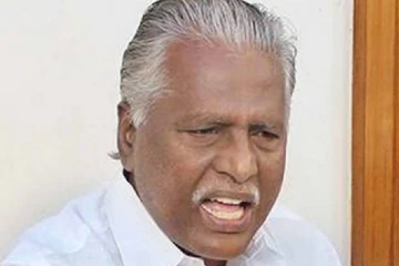 "ஓட்டு போட்ட போடு இல்லனா போடாத" வாக்காளரிடம் கொதித்தெழுந்த அதிமுக வேட்பாளர்