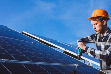 கிளிநொச்சி மாவட்டத்தில் பாரிய சூரிய மின்சக்தி திட்டம்!