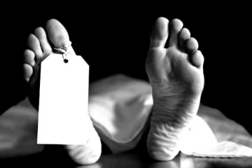 පෙම් කෙලියෙන් හමාර වු මරණ ගොඩට මවත් එක්වෙයි...