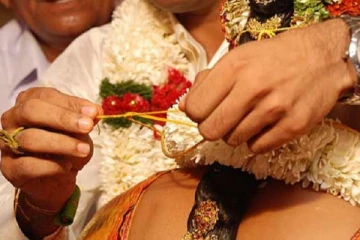 வீடு புகுந்து பெண்ணுக்கு தாலி கட்ட முயன்ற வாலிபர் - சென்னையில் அதிர்ச்சி சம்பவம்