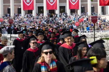 ஹார்வர்டு பல்கலைக்கழகத்தில் வெளிநாட்டு மாணவர்களுக்கு தடை; டிரம்ப் நிர்வாகம் அதிரடி!