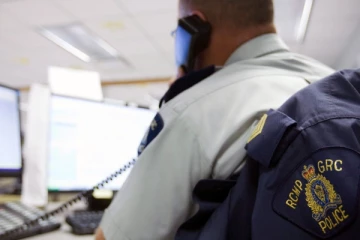 கனடாவில் பொலிஸ் அவசர அழைப்பு சேவை பயன்படுத்துவோருக்கு எச்சரிக்கை