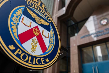 சந்தேக நபரைக் பிடிக்க முயன்றபோது வாகனம் விபத்து – இரு அதிகாரிகள் காயம்!