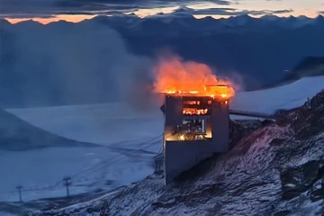 சுவிட்சர்லாந்தில் 3,000 மீற்றர் உயரத்தில் அமைக்கப்பட்டிருந்த பிரபல ஹொட்டலுக்கு நேர்ந்த கதி...
