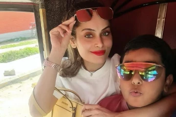 குக் வித் கோமாளி ஸ்ருதிகாவுக்கு தோலுக்கு மேல் வளர்ந்த இவ்வளவு பெரிய மகனா? ஷாக்காகிடாதீங்க....!