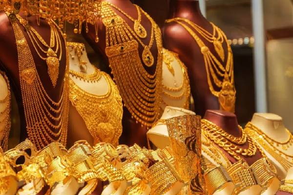 எகிறும் தங்கத்தின் விலை குறித்து பிக் பாஸ் முத்துகுமரன் கருத்து - வைரல் காணொளி | Bigg Boss Muthukumaran Talks About Rise Gold Price