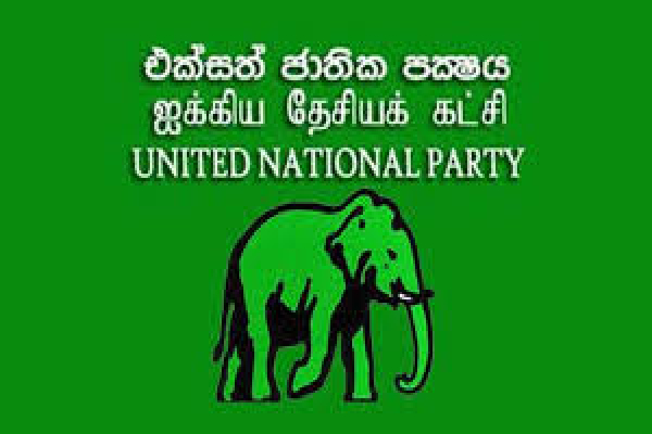 இலங்கையில் இப்படியும் ஒரு அரசியல்வாதி | Vajira Sold Vehicle Permit Distribute Money People