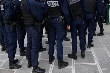 பிரான்ஸில் வீடொன்றில் திருடச்சென்ற திருடனுக்கு நேர்ந்த நிலை!