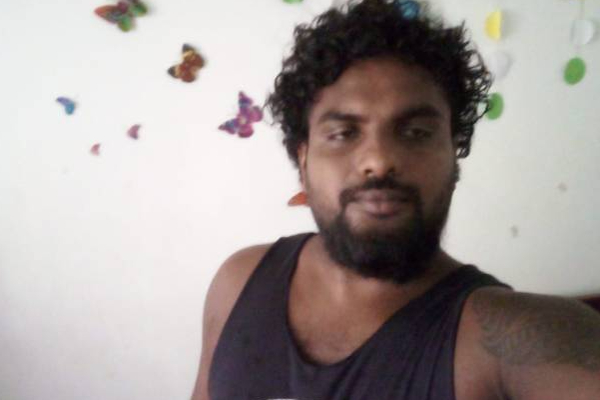 பொலிஸாரின் அவசர கோரிக்கை! இவரைக் கண்டு பிடித்தால்  25 லட்சம் ரூபாய் | Mulleria Murder Police Seeking Help From Civilians