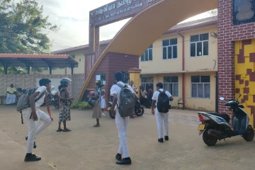 போராட்டத்தால் முடங்கிய பாடசாலைகள்; கல்வி நடவடிக்கைகள் ஸ்தம்பிதம்!