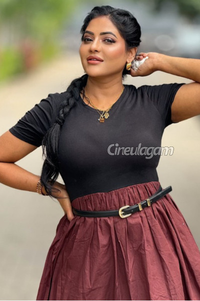 புதிய தொழிலை தொடங்கியுள்ள சீரியல் நடிகை ரேஷ்மா பசுபுலேட்டி... குவிந்த பிரபலங்கள், வீடியோ இதோ | Reshma Pasupuleti New Business Launch Video