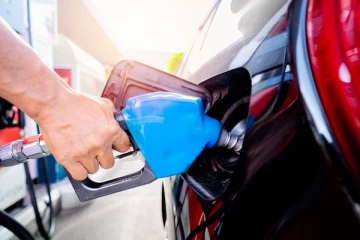 இலங்கையில் வெகுவிரைவில் நிர்மாணிக்கப்படவுள்ள திரவ எரிபொருள் நிலையம்