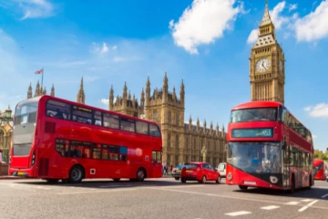 பிரித்தானியாவில் இலங்கை தமிழ் தம்பதி நாட்டைவிட்டு ஓட்டம்!