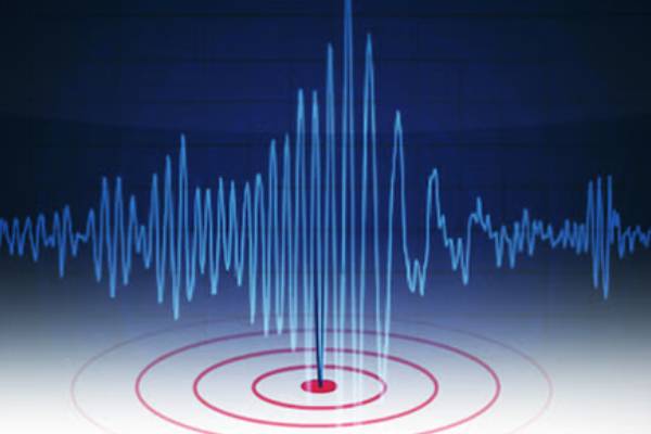 அமெரிக்காவில் அடுத்தடுத்து ஏற்பட்ட மூன்று நிலநடுக்கங்கள்! | Three Small Earthquakes In The United States