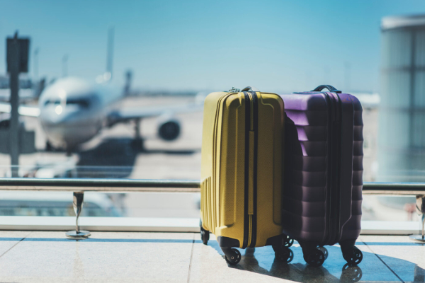 வெளிநாட்டில் இருந்து துப்பாக்கியுடன் வந்த இலங்கையர்; அதிகாரிகள் ஷாக் | Sri Lankan Man Arrived From Abroad With Toy Gun