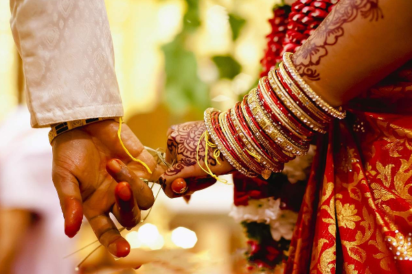 விவாகரத்து : பெண் சீதனத்தில் கணவருக்கு உரிமை இல்லை! - தமிழ்நாடு