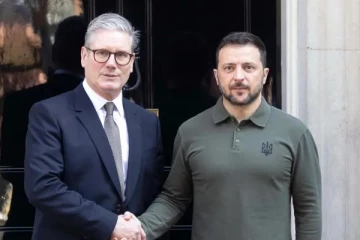 உக்ரைன்-பிரித்தானியா இடையே 100 ஆண்டு கால நட்புறவு ஒப்பந்தம்: பிரதமர் கெய்ர் ஸ்டார்மர் சுற்றுப்பயணம்