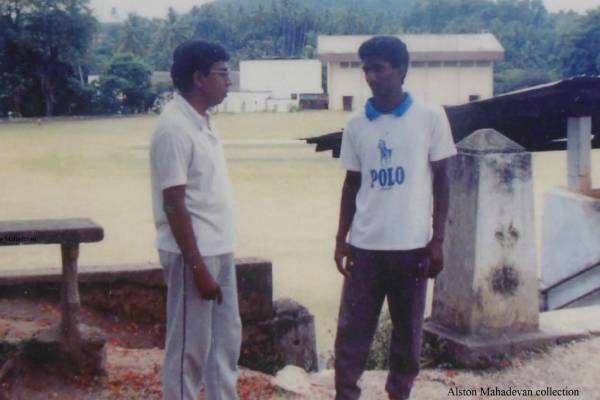 Sunil Fernando/Muttiah Muralitharan