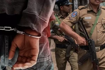 தென்னிலங்கையில் எரிபொருள் திருட்டு ; சுற்றிவளைப்பில் 5 பேர் கைது