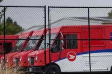 கனடிய தபால் திணைக்களம் பாரிய நட்டத்தில்