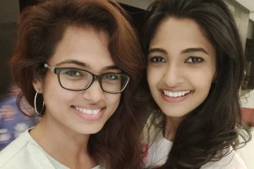 நடிகை ரம்யா பாண்டியனுக்கு டஃப் கொடுக்க வைக்கும் புகைப்படம்! தங்கை கீர்த்தி பாண்டியனா இது..