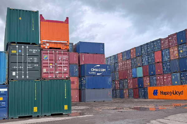 ஐஸ் கொள்கலன் வெளியேற்றம் : மறைத்த தகவலை வெளியிட்ட சானக்க எம்.பி | D V Chanaka Ice Container