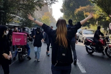 உடனடியாக வெளியேறுங்கள்; பிரான்ஸ் விடுத்த உத்தரவு!