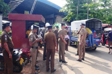 தம்புள்ளை பொருளாதார மத்திய நிலையத்தில் 80 பேர் கைது