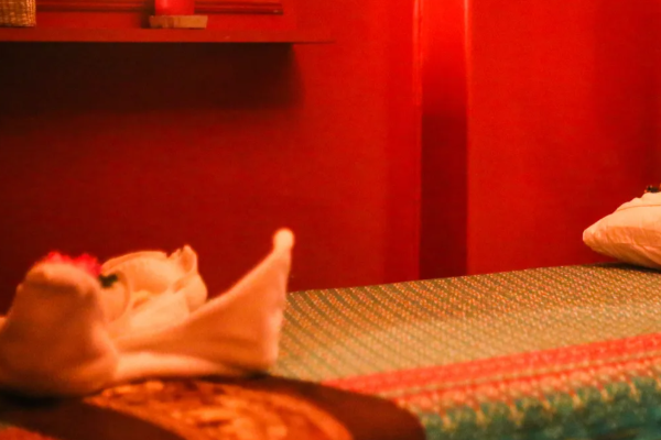 கொழும்பு மசாஜ் நிலையத்தில் சிக்கிய தாய்லாந்து பெண்கள் | Thai Women Caught In A Colombo Massage Parlor