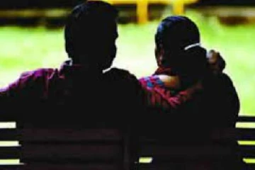 யாழில் கள்ளக் காதலர்கள் நையப்புடைப்பு!