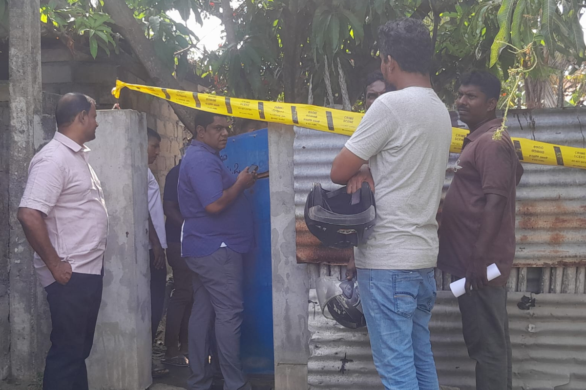 மன்னாரில் பரபரப்பு! மனைவியால் துண்டு துண்டாக வெட்டி கொலை செய்யப்பட்ட கணவன் | Wife Kills Husband In Mannar
