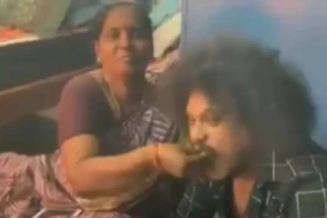 குக்வித் கோமாளி புகழின் அப்பா, அம்மாவை பார்த்துள்ளீர்களா? வைரலாகும் கொண்டாட்ட நிகழ்வு