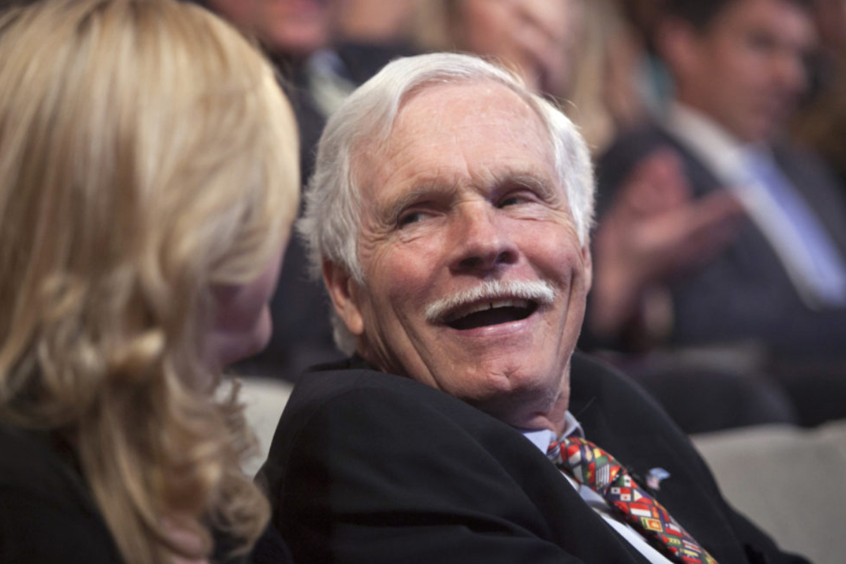 சி.என்.என் நிறுவனர் டெட் டர்னர் காலமானார் | Cnn Founder Ted Turner Dies