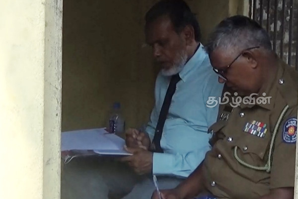 மட்டக்களப்பில் தொடருந்தில் மோதுண்டு ஒருவர் பலி (video) | One Killed In Collision On Batticaloa Main Train