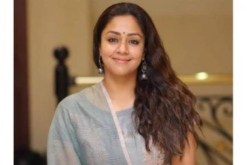 கே.ஜி.எப். இயக்குனரின் புதிய படத்தில் நடிகை ஜோதிகா?