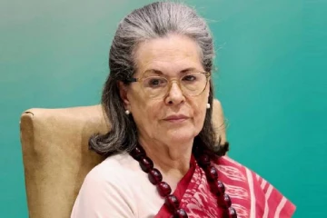 திடீர் உடல்நலக்குறைவு - சோனியா காந்திக்கு மருத்துவமனையில் தீவிர சிகிச்சை