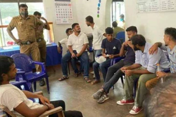நாடாளுமன்ற முற்றத்தில் உருவாகுமா திருடர்கள் கோ கம?