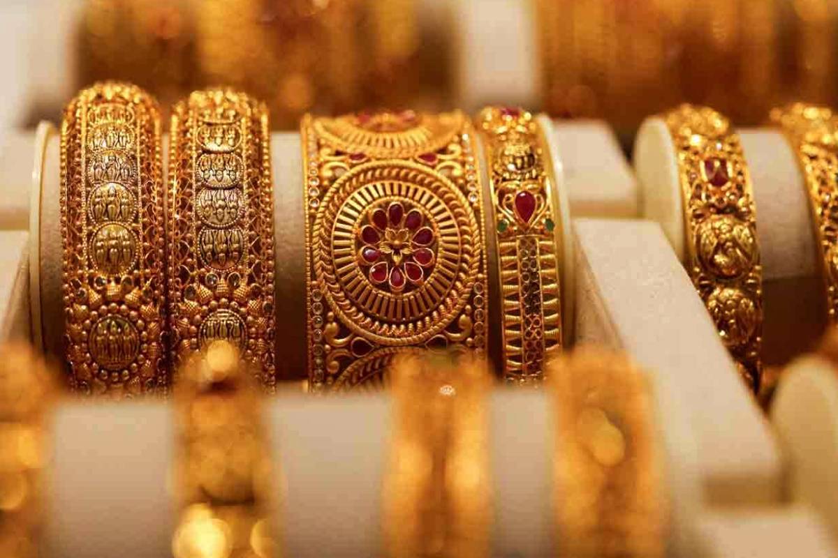 தெற்கு திசையில் இந்த 5 பொருட்கள் வைத்தால்.. பணத்தை காந்தம் போல ஈர்க்கும் | 5 Items South Direction Attract Money Vastu Says