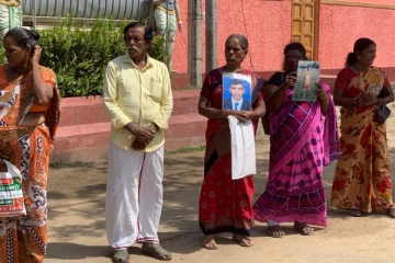 வலிந்து காணாமல் ஆக்கப்பட்டோரின் உறவுகள் கவனயீர்ப்பு போராட்டம் (Video)