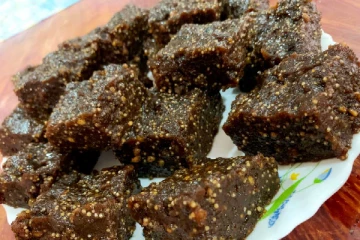 1கப் அரிசி மா,கொஞ்சம் வெல்லம் இருக்கா? இலங்கை முறை தொதல் செய்ங்க சத்துக்கள் ஏராளம்