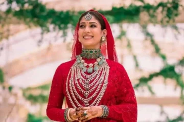 கொஞ்சம் கூட மேக்கப் போடாமல் நடிகை நயன்தாரா எடுத்துக்கொண்ட புகைப்படங்கள்.. எப்படி இருக்கிறார் பாருங்க