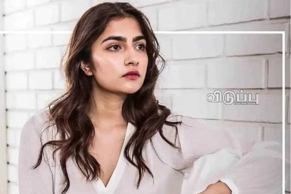 நடிகை ருக்மணி நடிப்பை டாப் நடிகருடன் விமர்சித்து அவமதித்த தயாரிப்பாளர்.. ரசிகர்கள் எதிர்ப்பு! | Producer About Actress Rukmini Acting Skill