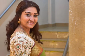 திருமணம் ஆகி 13 வருடங்கள் கழித்து பிறந்த குழந்தை! போட்டோவை முதல் முறையாக வெளியிட்ட நீலிமா!