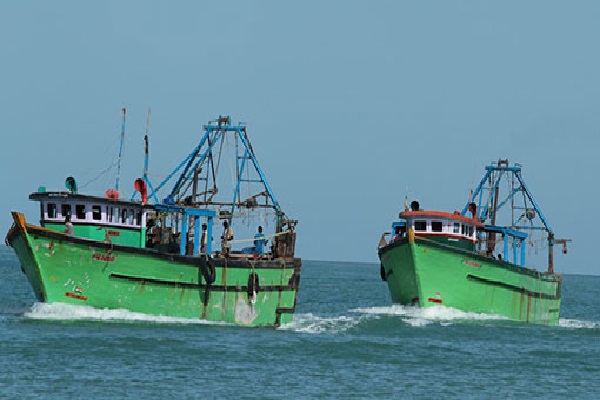 வடக்கு கடற்பரப்பு தமிழக மீனவர்கள் வசம் செல்ல கூட்டமைப்பே காரணம் -விமலின் புதிய கண்டுபிடிப்பு | North Sea Is In The Hands Of Tamil Nadu Fishermen