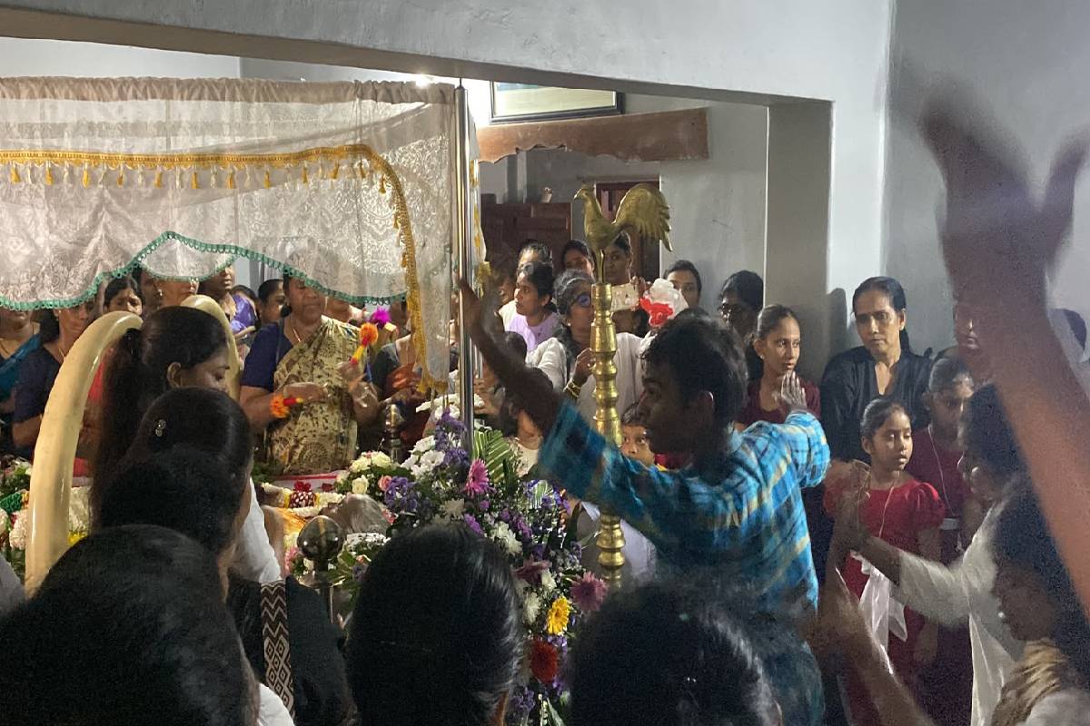 ஆசானுக்கு நாட்டியமே இறுதி மரியாதை ; நெகிழ வைத்த இறுதி நாட்டியம் | Final Dance Tribute The Aasan Moving Final Dance ஆசானுக்கு நாட்டியமே இறுதி மரியாதை ; நெகிழ வைத்த இறுதி நாட்டியம் | Final Dance Tribute The Aasan Moving Final Dance