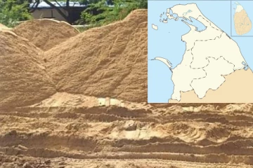 மன்னார் மாவட்டத்தில் மக்களை அச்சுறுத்தும் கனிய மணல் அகழ்வு