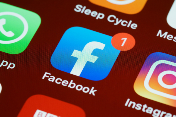 முகநூல் பயனர்களுக்கு பொலிஸாரின் எச்சரிக்கை! | Police Warn Facebook Users