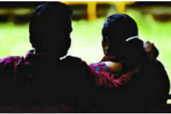 தகாத உறவு: 3 வயது மகளைக் கொன்று ஓடும் ரயிலிலிருந்து தூக்கி வீசிய தாய்! | Rajasthan Woman Kills Daughter Throws Body Train